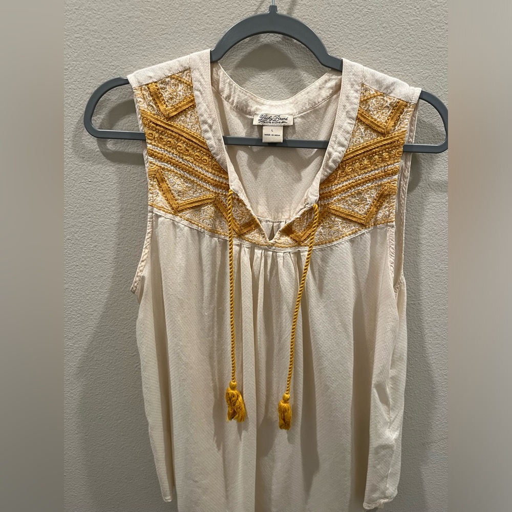 Lucky brand sleeves shirt